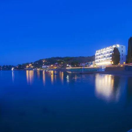 Ξενοδοχείο Baia D'argento